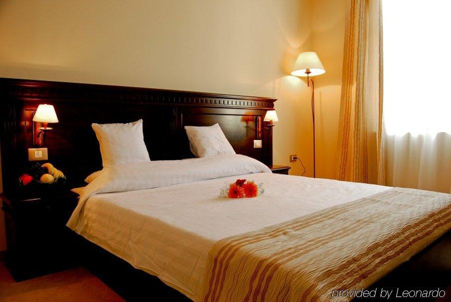 Royal Class Hotel Cluj-Napoca Habitación foto